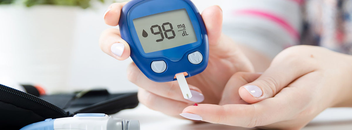 Diabetes patient using glucose monitor